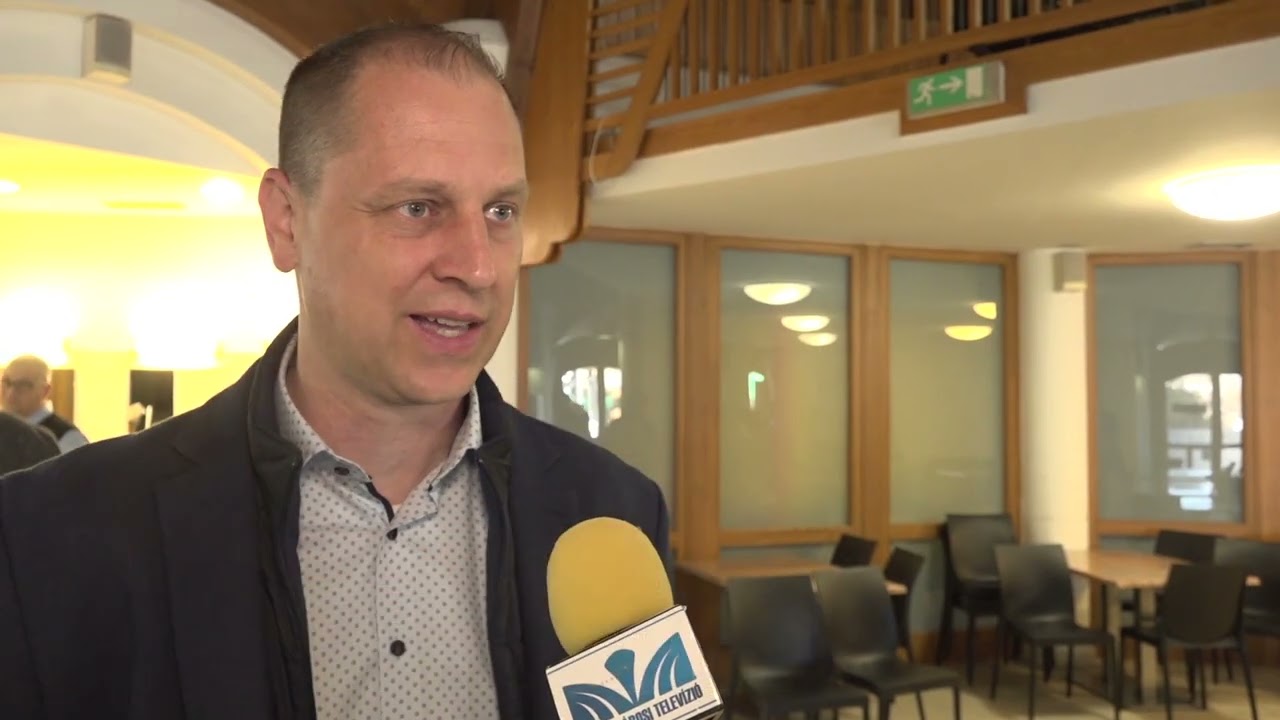 Az önkormányzat és intézményeinek hölgy dolgozóit köszöntötték