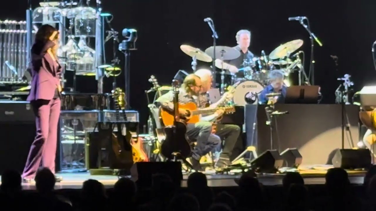 Paul Simon - Me and Julio Down by the Schoolyard    Live at Wolf Trap 6-4-25