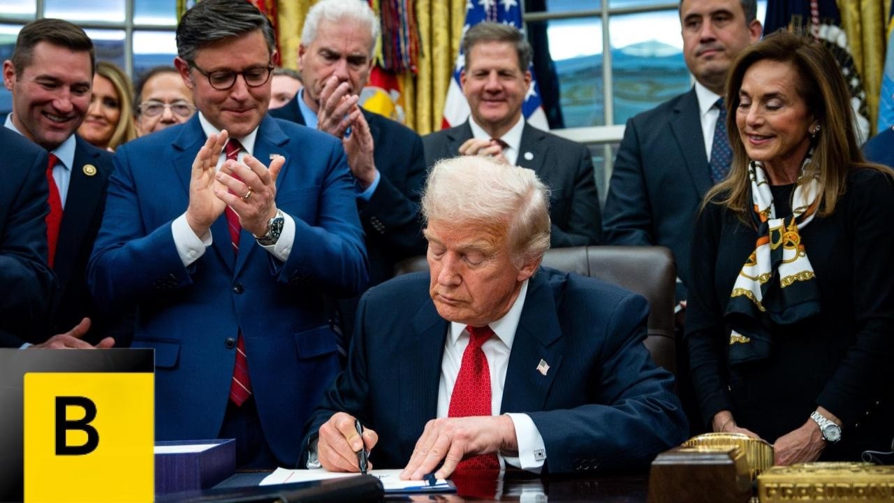 Record US Shutdown Ends as Trump Signs Spending Bill
