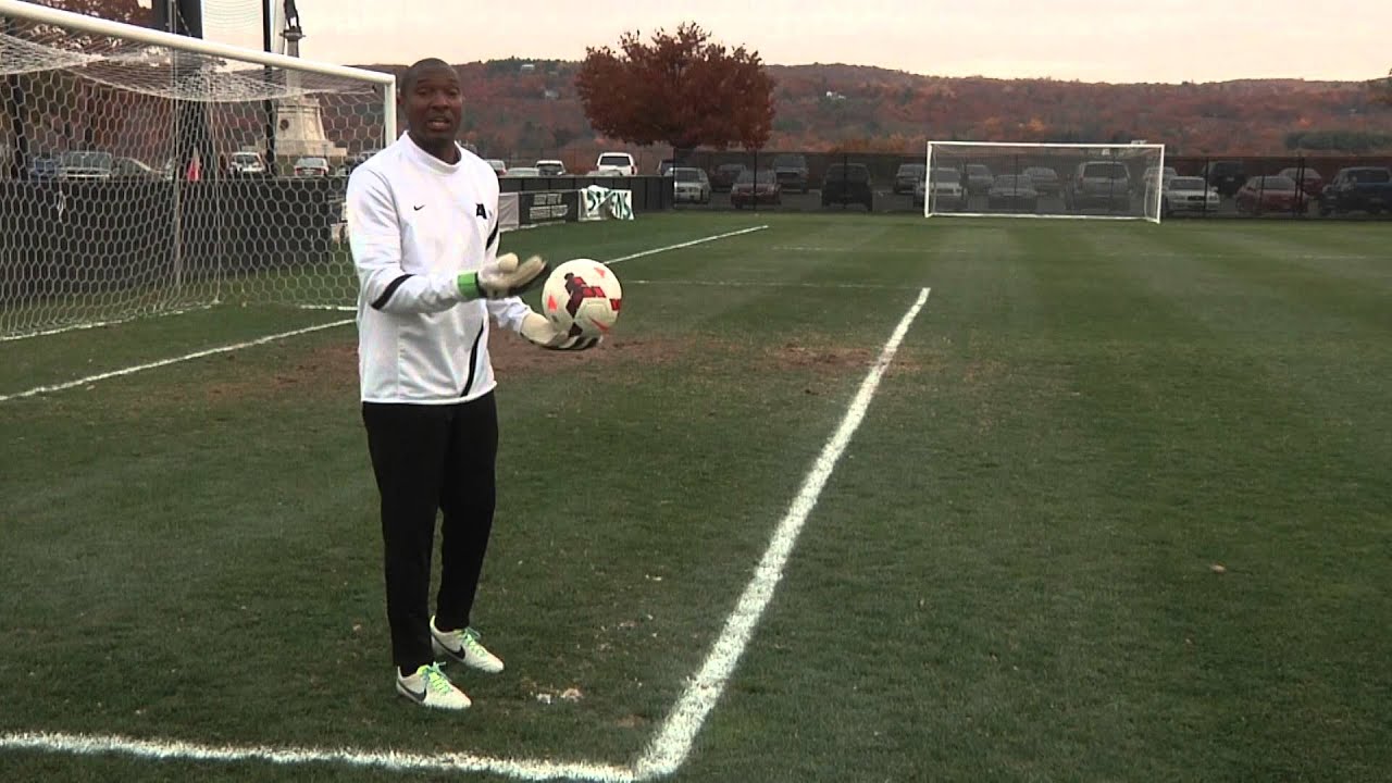 Knight School: How to play a goal kick