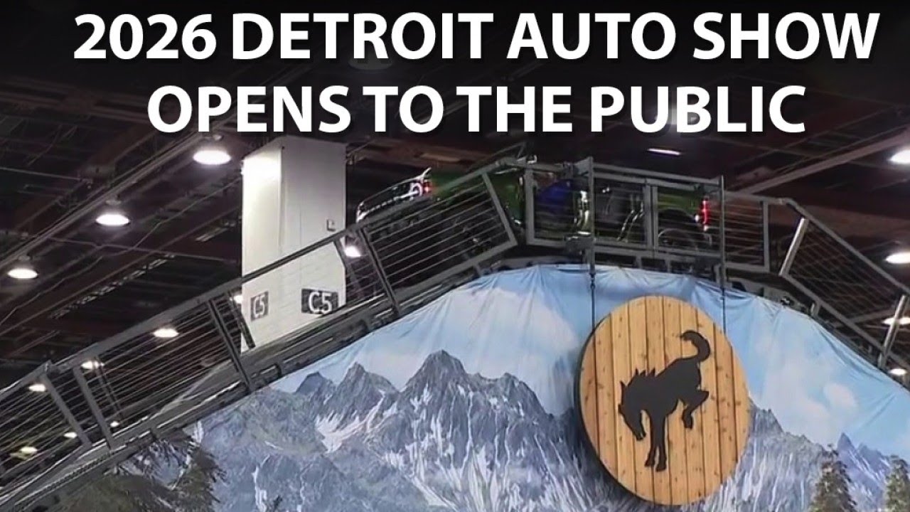 Detroit Auto Show opens to the public