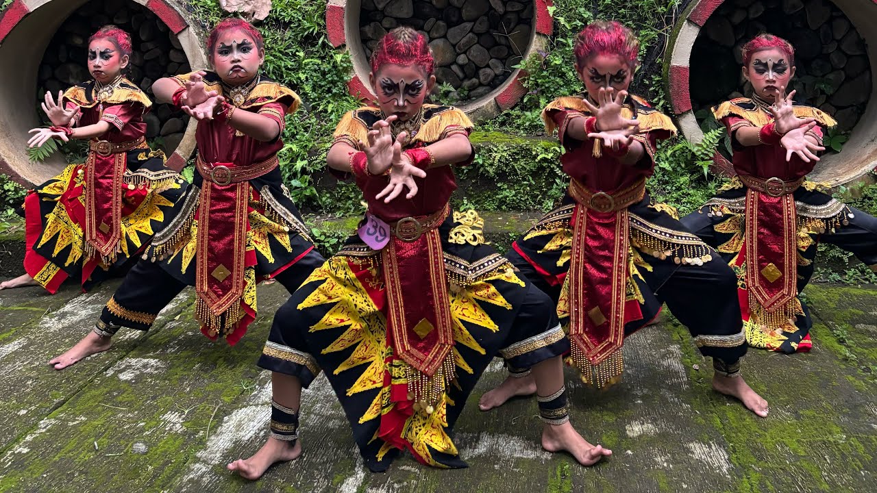 TARI GEBYAR BARONG KATEGORI B GRUP EVENT FESTIVAL NUSWANTARA 3 KOPI MAKNYAK PANDAAN