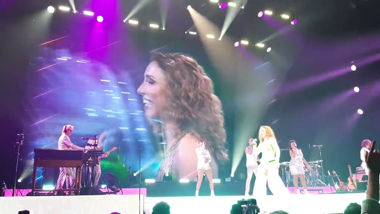 Natalia & Vanessa Van Cartier - Sisters Are Doin It For Themselves & I've Only Begun To Fight