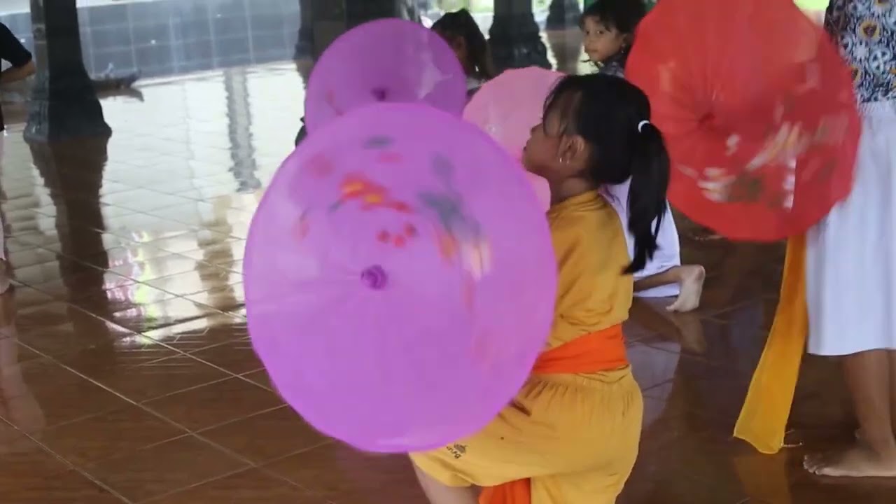 Kisah di balik keindahan payung lukis #filmdokumenter 