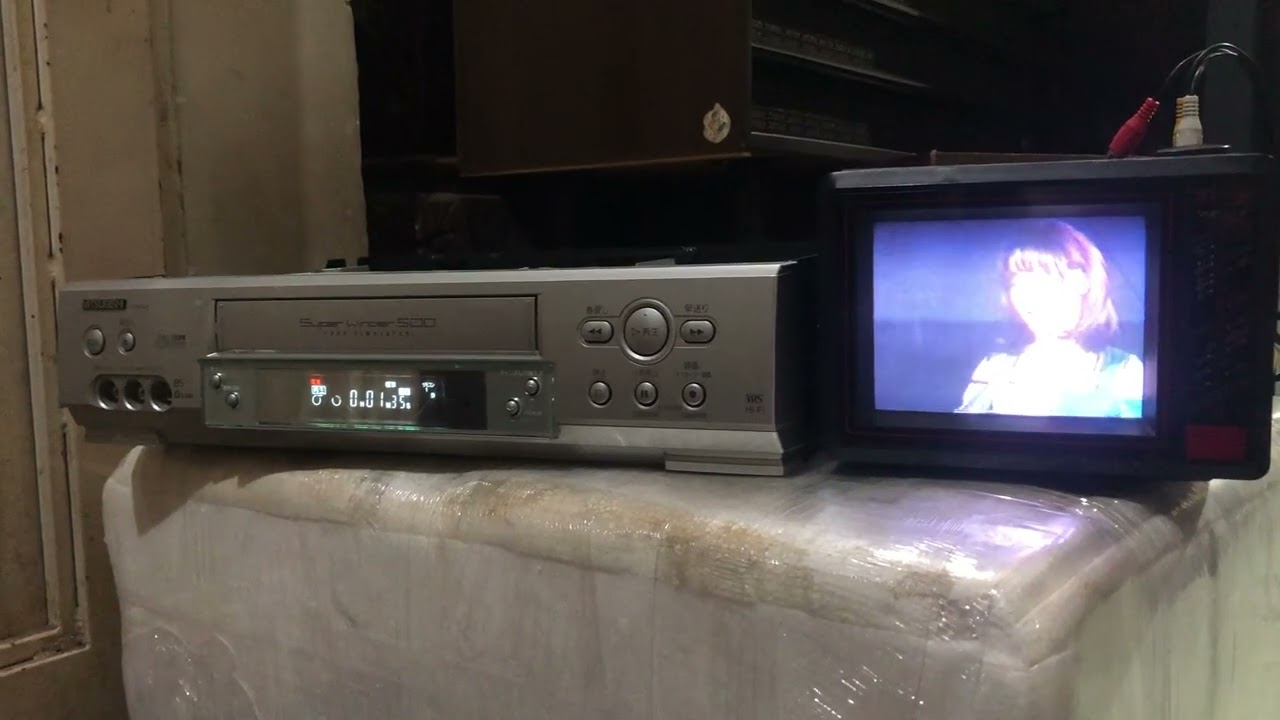 Đầu VHS ( MITSUBISHI) lh: 0979021138