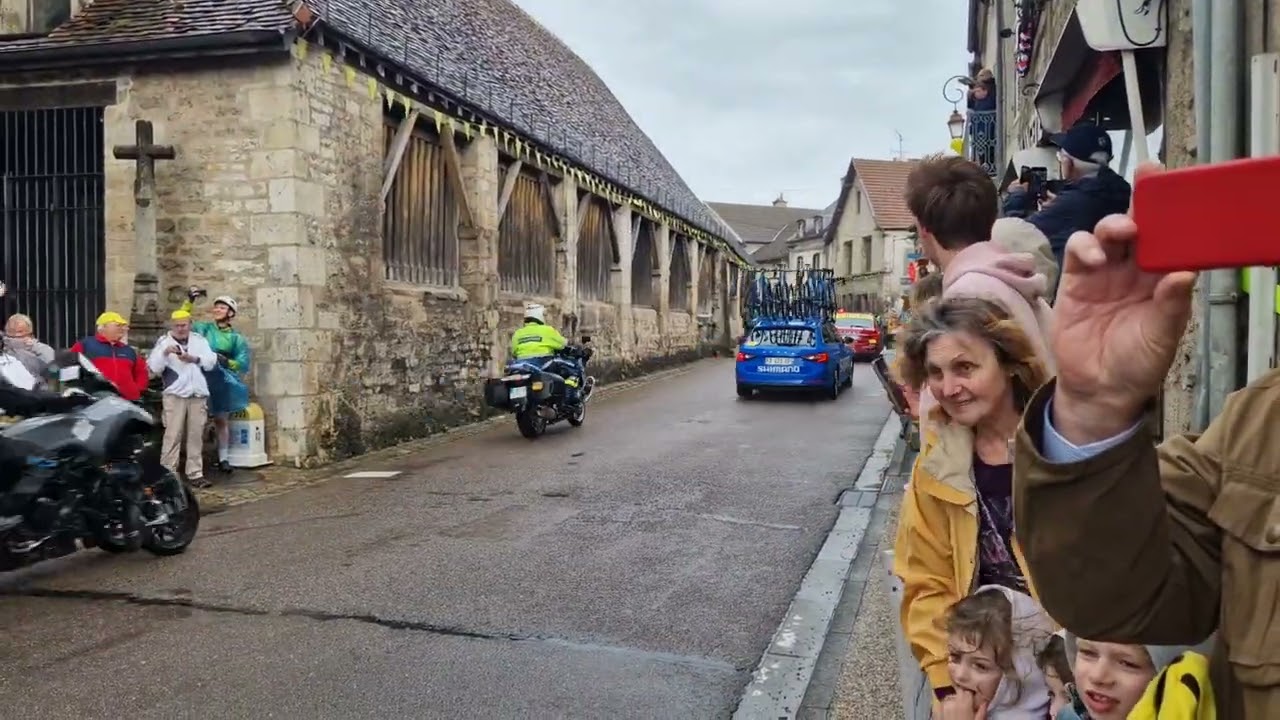 8ème étape Tour de France 2024 à Vitteaux (21)