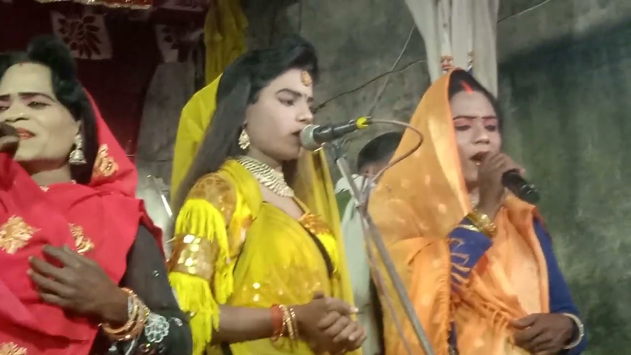 Ishwar Vandana Dostana nautanki group ka sampark karne ke liye mo 7054121761