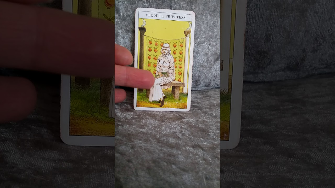 The High priestess Tarot card meaning #2