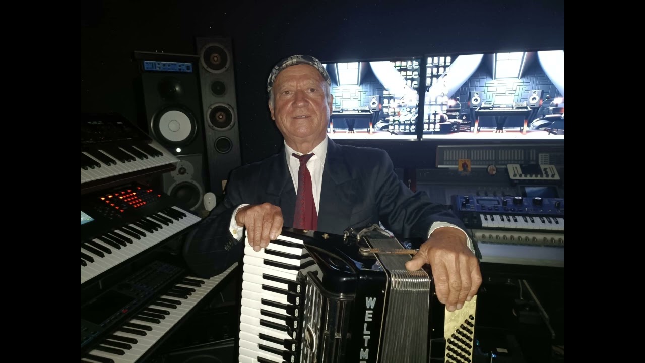 Ciobanu Ilie-Hora de ascultare ca la 77 de ani! Instrumental la acordeon