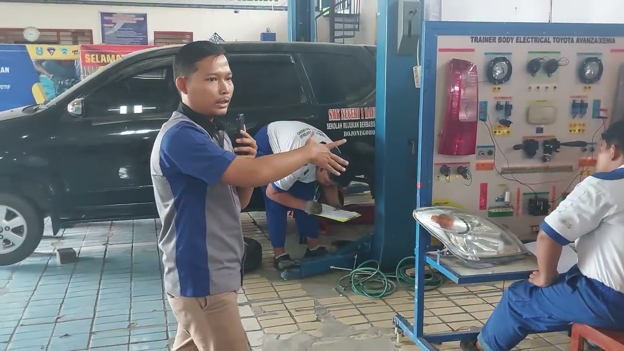 Uji Kompetensi Keahlian Teknik Kendaraan Ringan SMK Negeri 1 Baureno 2026