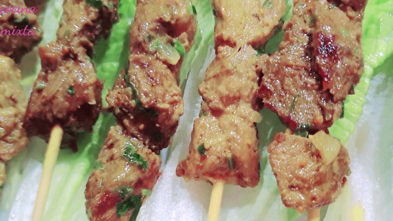Pinchos morunos # Brochetas de carne # Moorish skewers#무어 꼬치#أسياخ لحم على الطريقة المغربية