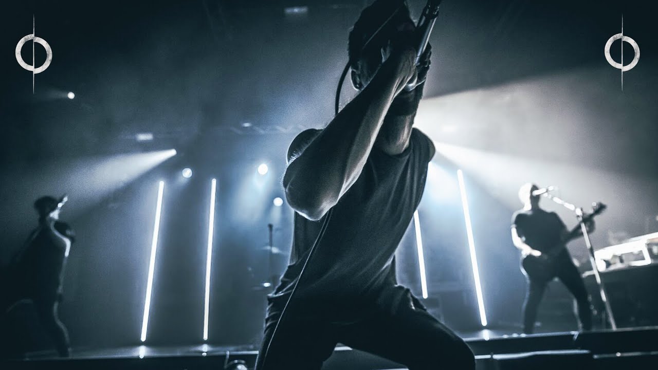 This is our new screamer!! + Coma Blue & What's Wrong (Live at Leipzig)