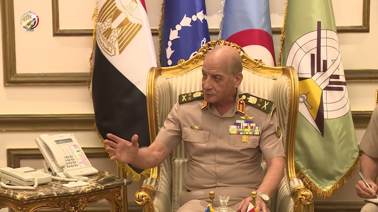 الفريق أول محمد زكى  يلتقى قائد القيادة المركزية الأمريكية