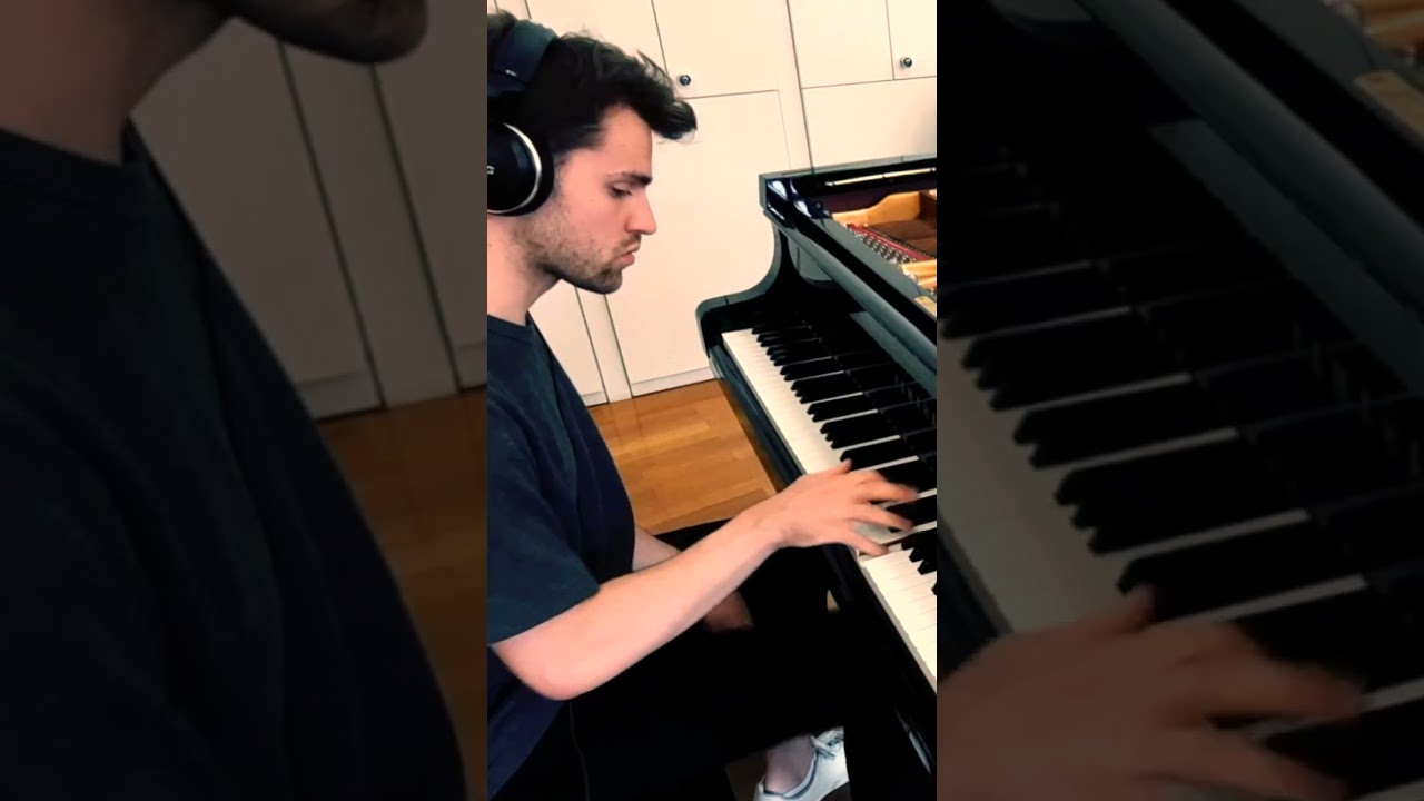 CIRCLES by Julius Luchterhandt. Watch the full video on Youtube! 