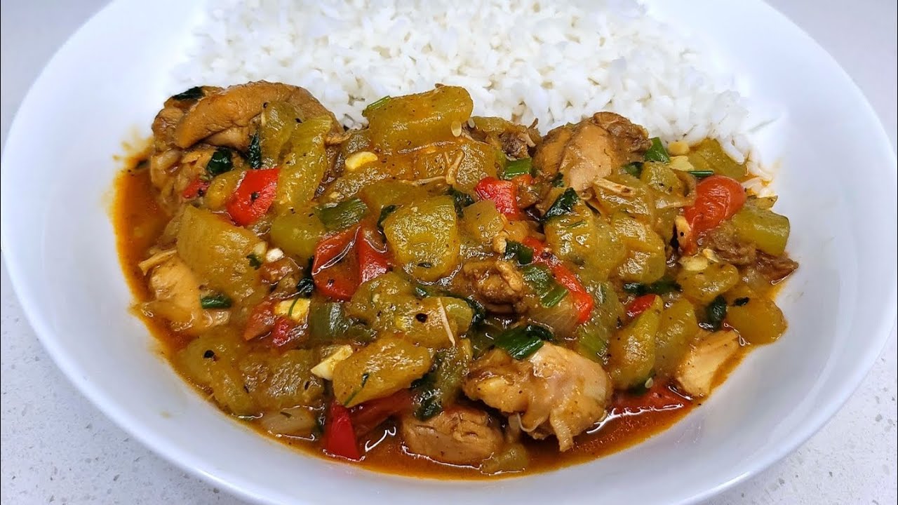 Тушеные огурцы и курица | рецепт по-гайански