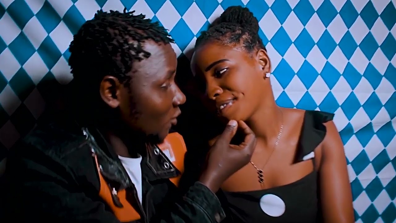 REY DE MOLA- AMOR VERDADEIRO VÍDEO BY RICH SQUAD