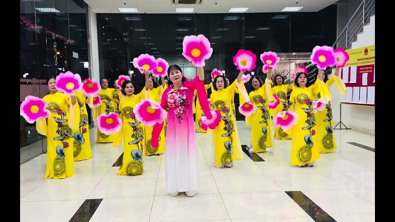 Bài Ca Đất Nước  Mừng Xuân  Dân Vũ H DMon