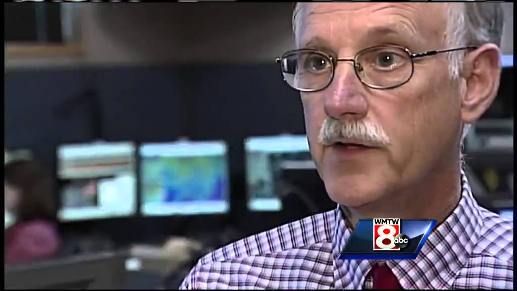 Funnel cloud forms without warning over Lisbon