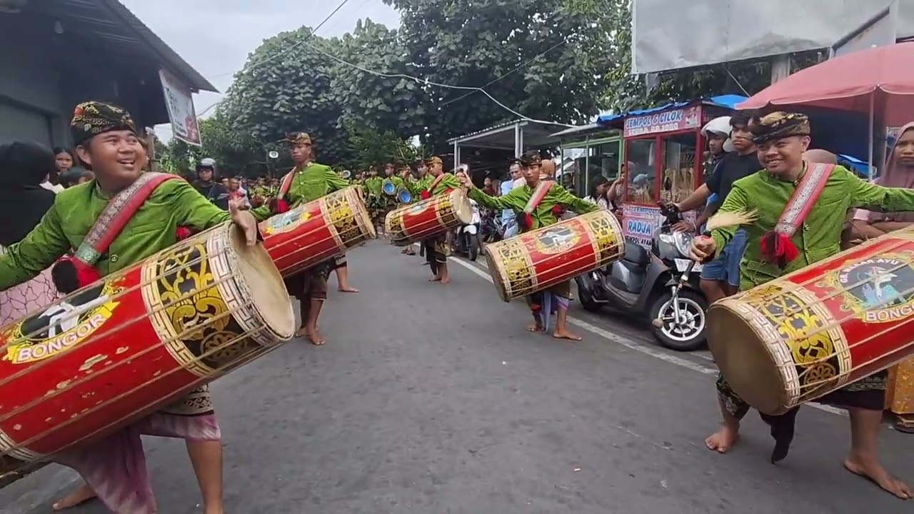 Ali dan dania nyongkolan gendang beleq bongor 