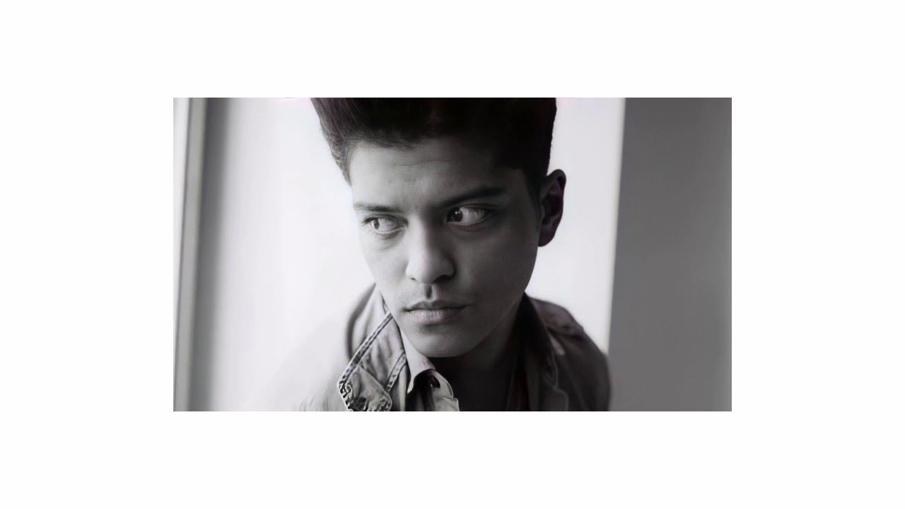 Bruno Mars - Girl In The Window  (Legendado)