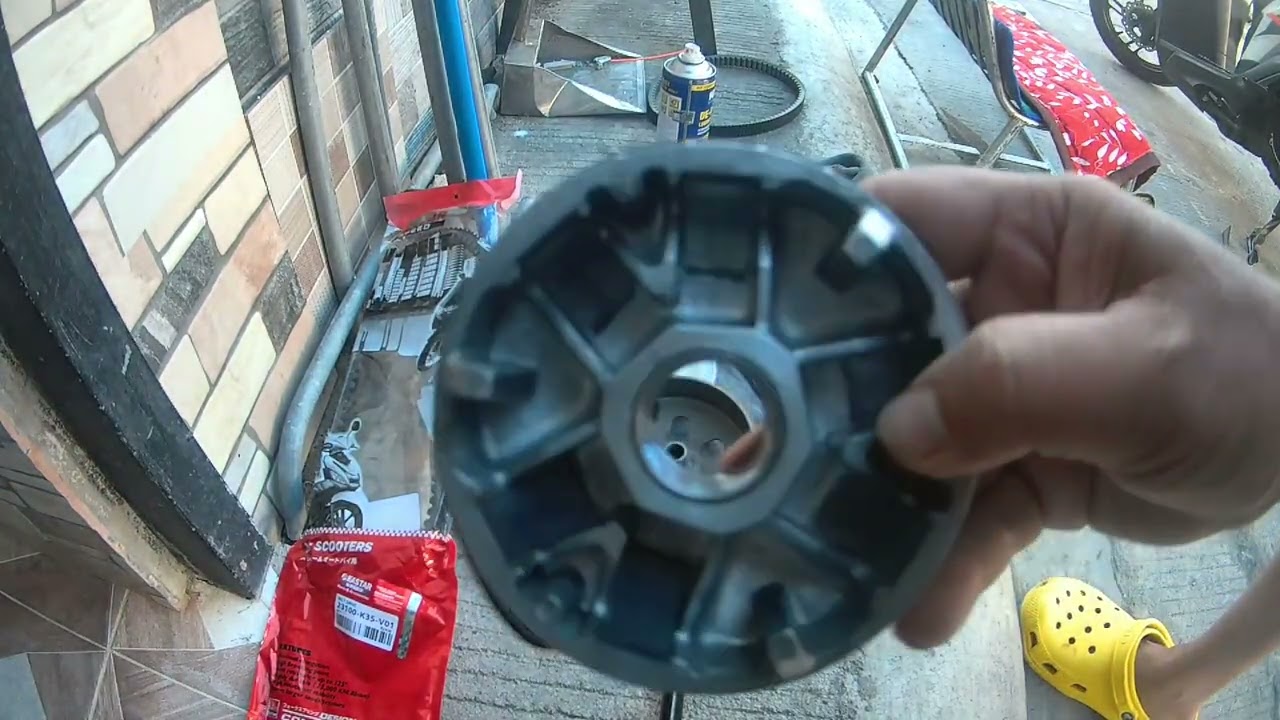 DIY magpalit ng bola at belt ng Honda click 125 v3