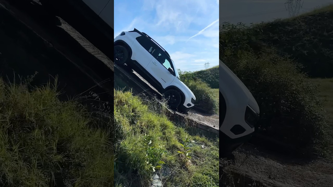 PREGI E DIFETTI della Jeep Avenger 4xe