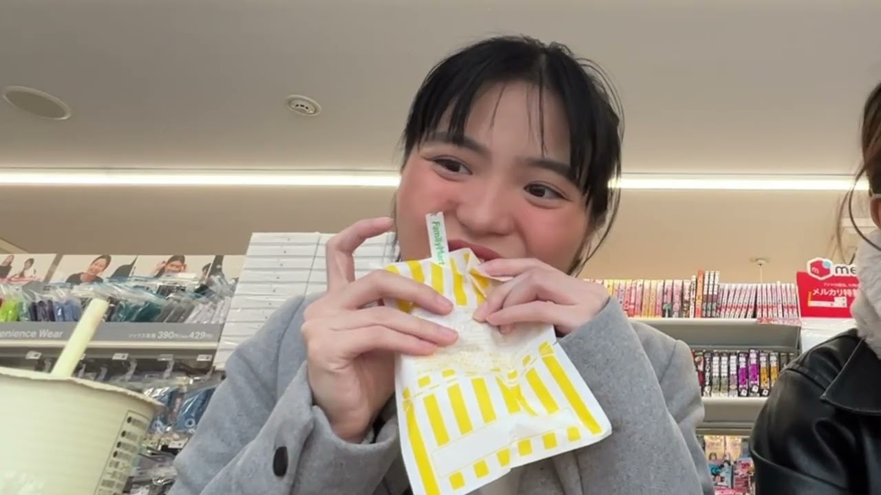 TRYING OUT JAPANESE CONVENIENCE STORE FOOD | SHARLENE SAN PEDRO