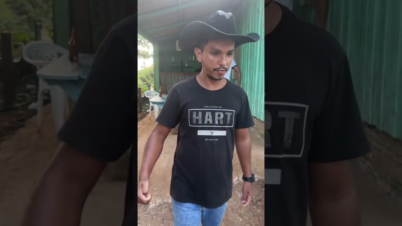 Seu miguel fica bravo com Gamba chamou ele de meio kilo foi saber o que tinha falado mandou repetir