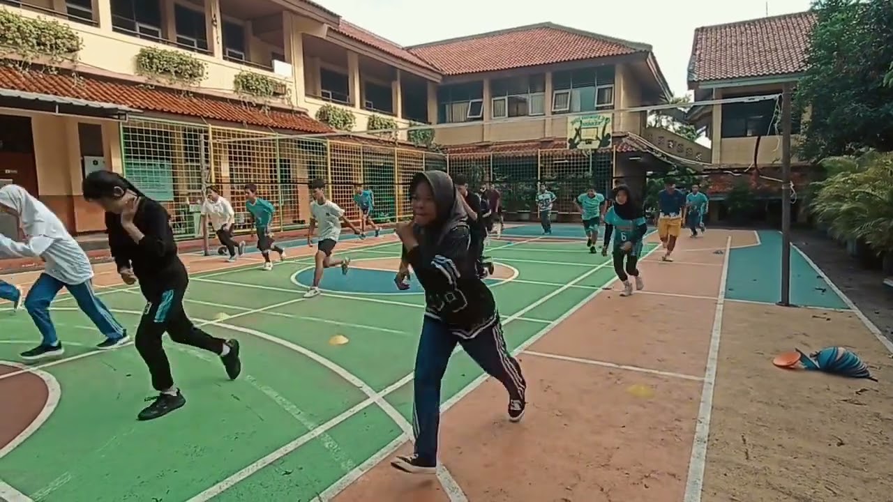 Koordinasi kaki latihan untuk meningkatkan kelincahan kaki pada bola voli