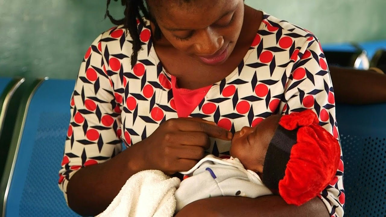 Periods and childbirth: being a Cameroonian refugee woman | AFP