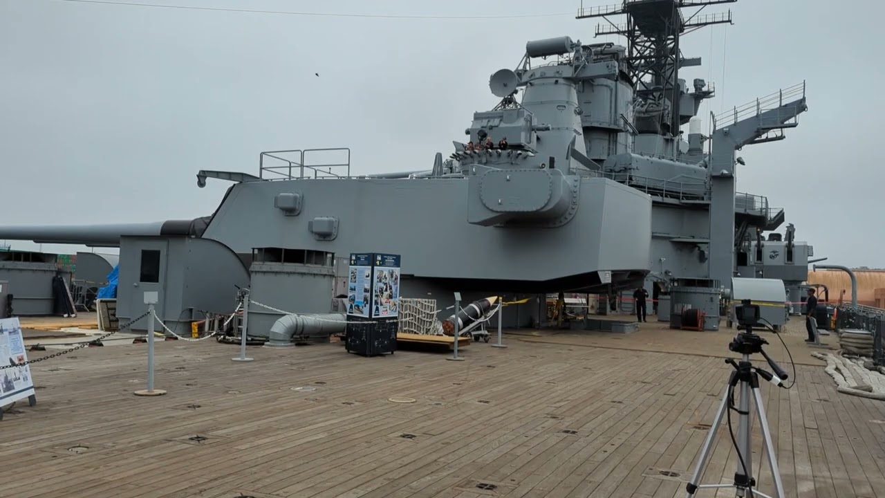 Training of Turret #3 USS IOWA BB-61 (longer ver.)