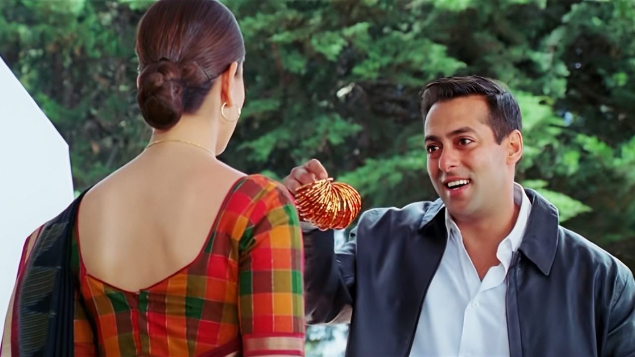 मैं तुम्हारे लिए लाल चूड़ियाँ लाया हूँ, अब मुझे माफ कर दो | Salman Khan, Kareena Kapoor | Kyon Ki