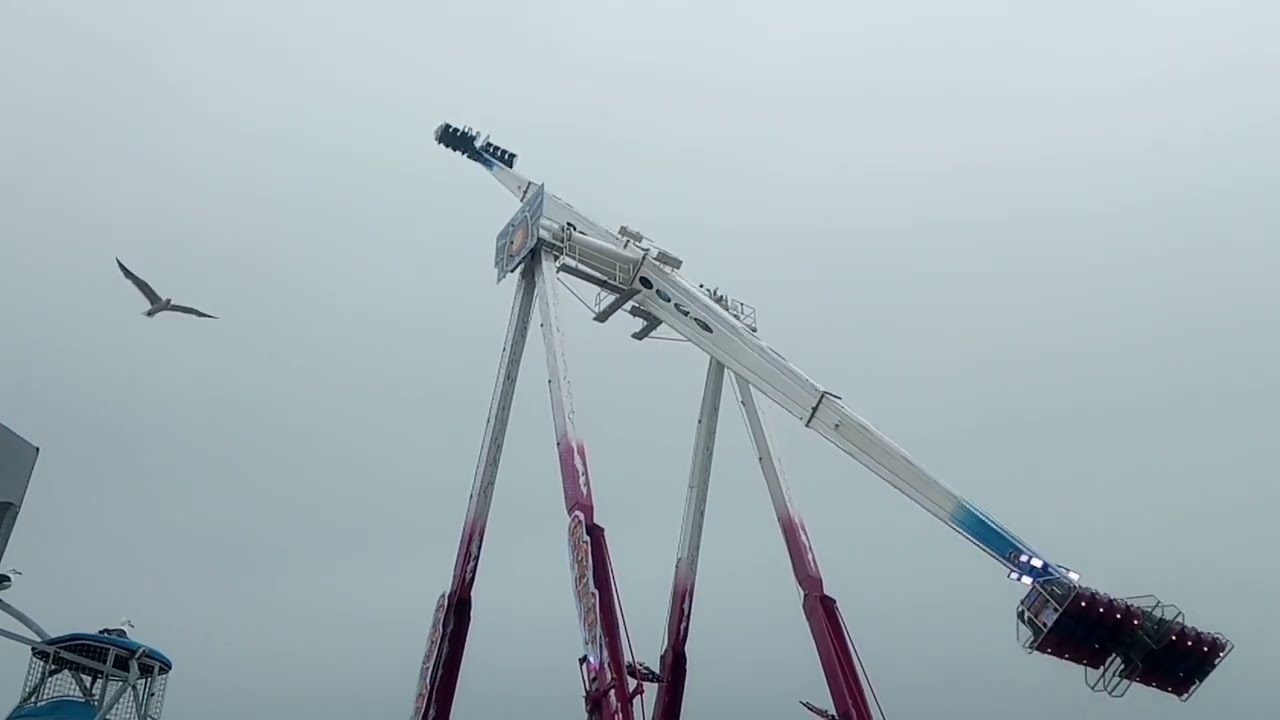 Henry Danter's 'Aerospace' XXL, Barry Island, South Wales.