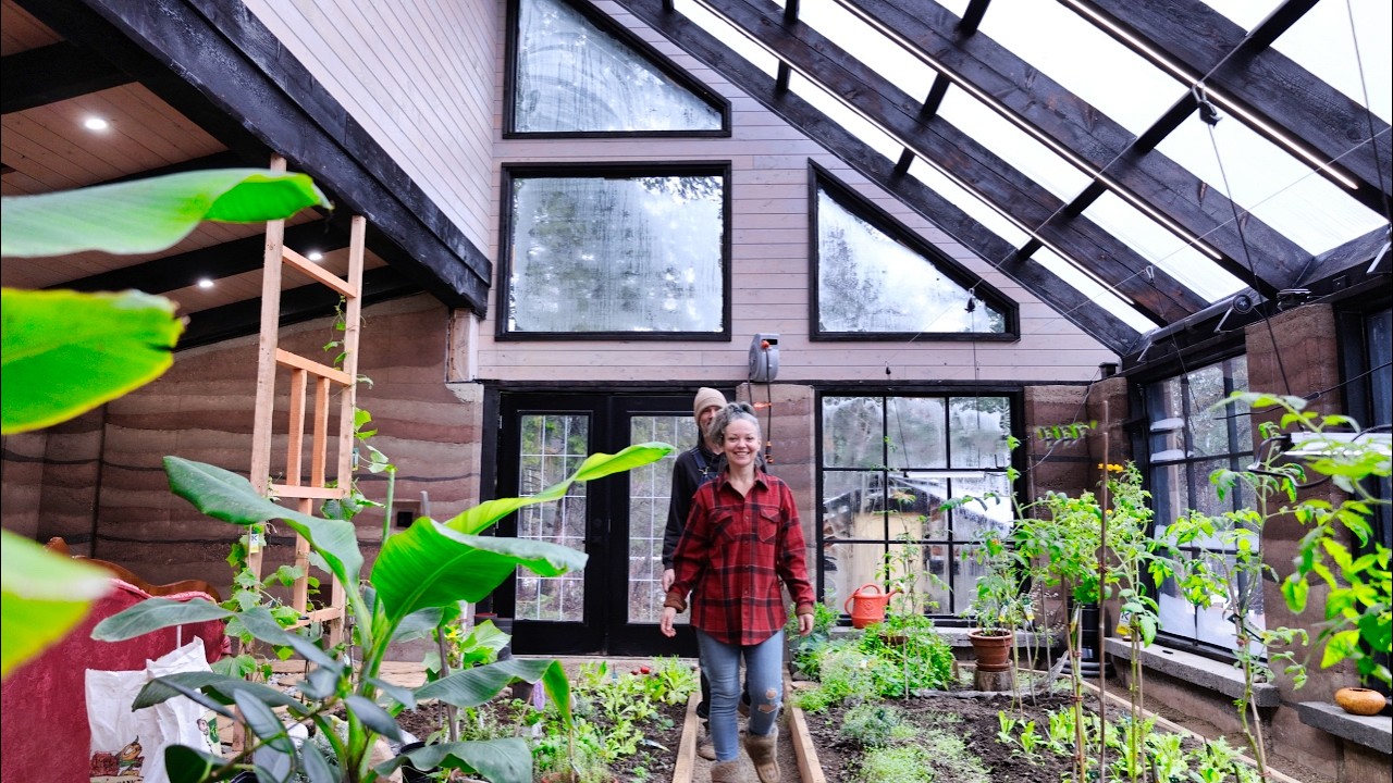 Thriving or Failing? First Month in our Canadian Winter Greenhouse
