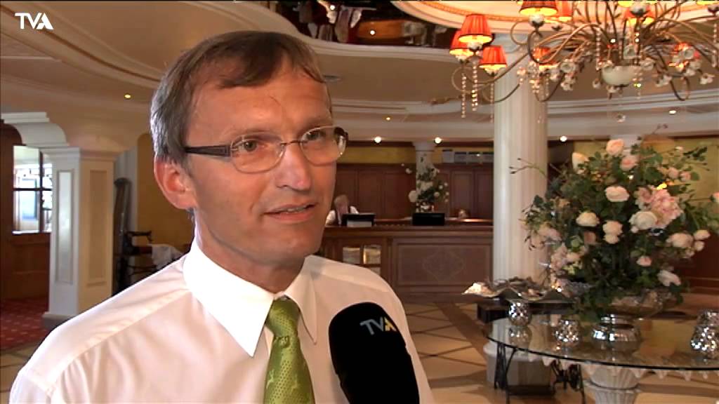 5 Sterne Auszeichnung für das Wellnesshotel Jagdhof in Röhrnbach im Bayerischen Wald