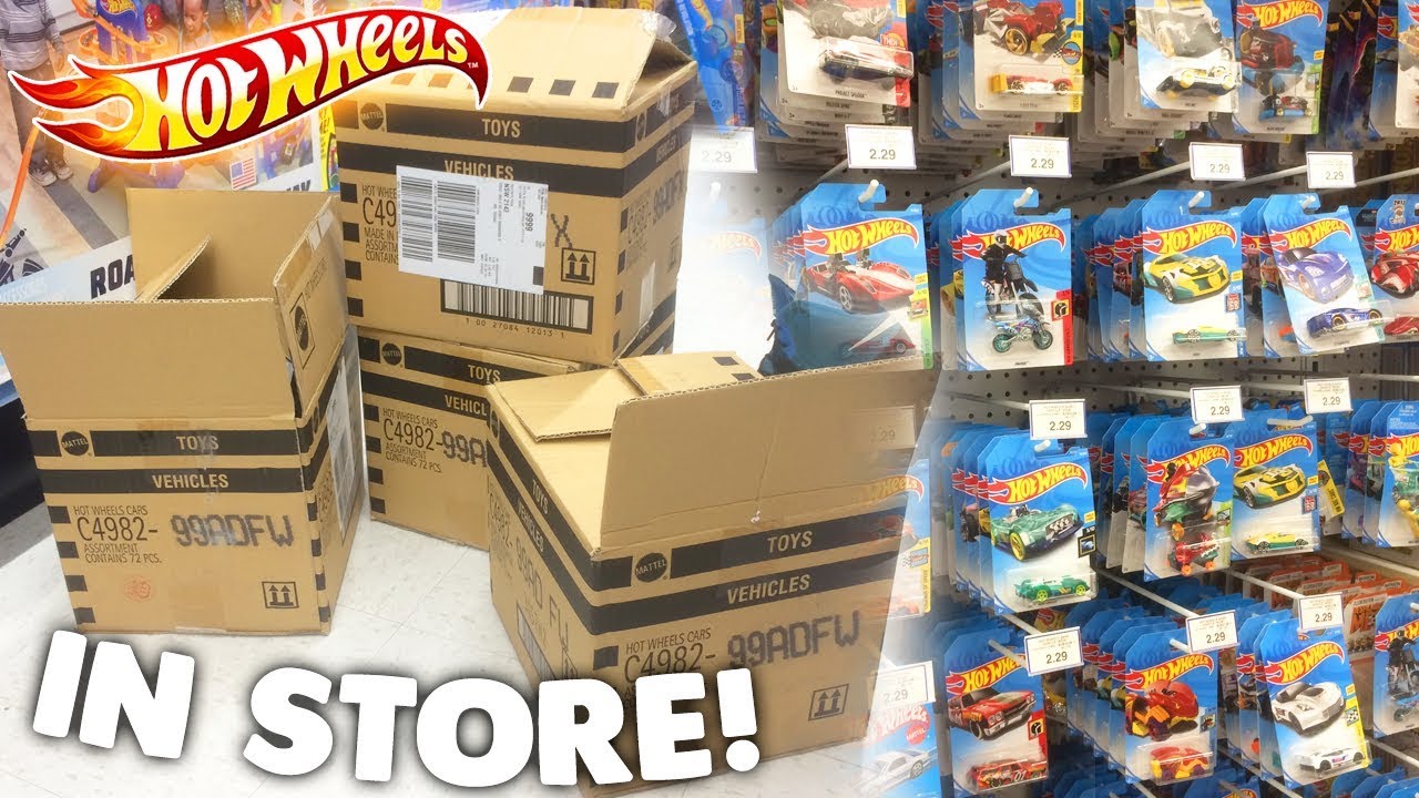 Opening Four 2018 D Cases IN STORE at ToysRUs!! (Hot Wheels ISM Peg Hunting) #riptoysrus