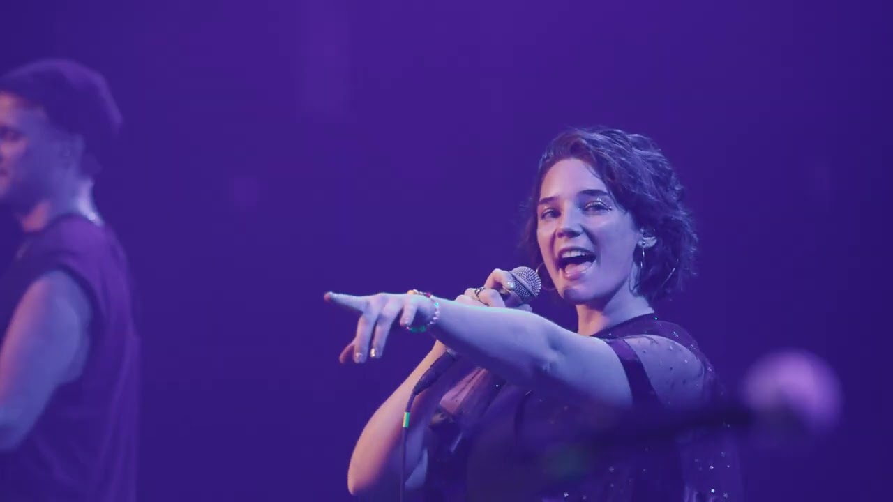 Sammy Rae & The Friends - The Feeling  (Live at Brooklyn Steel-10/7/21)