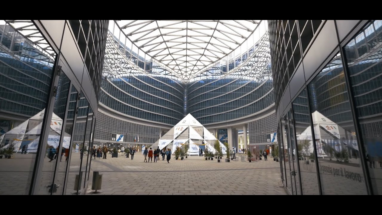FUORISALONE 2024 MILANO: LA PIRAMIDE DELL’EVEREST