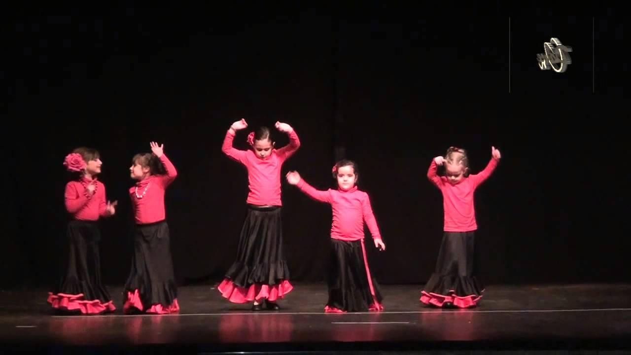 1  Flamenco infantil - “Meneíto”