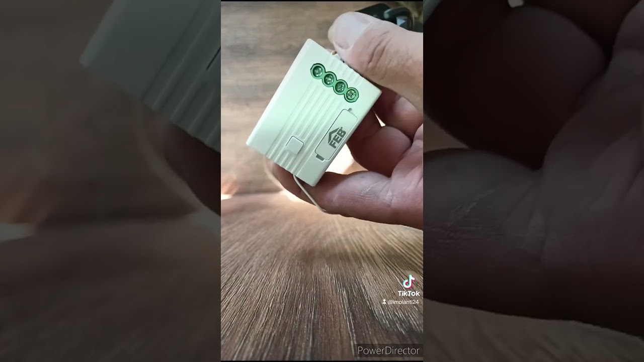 accensione luci senza fili!!non servono tracce o canaline
