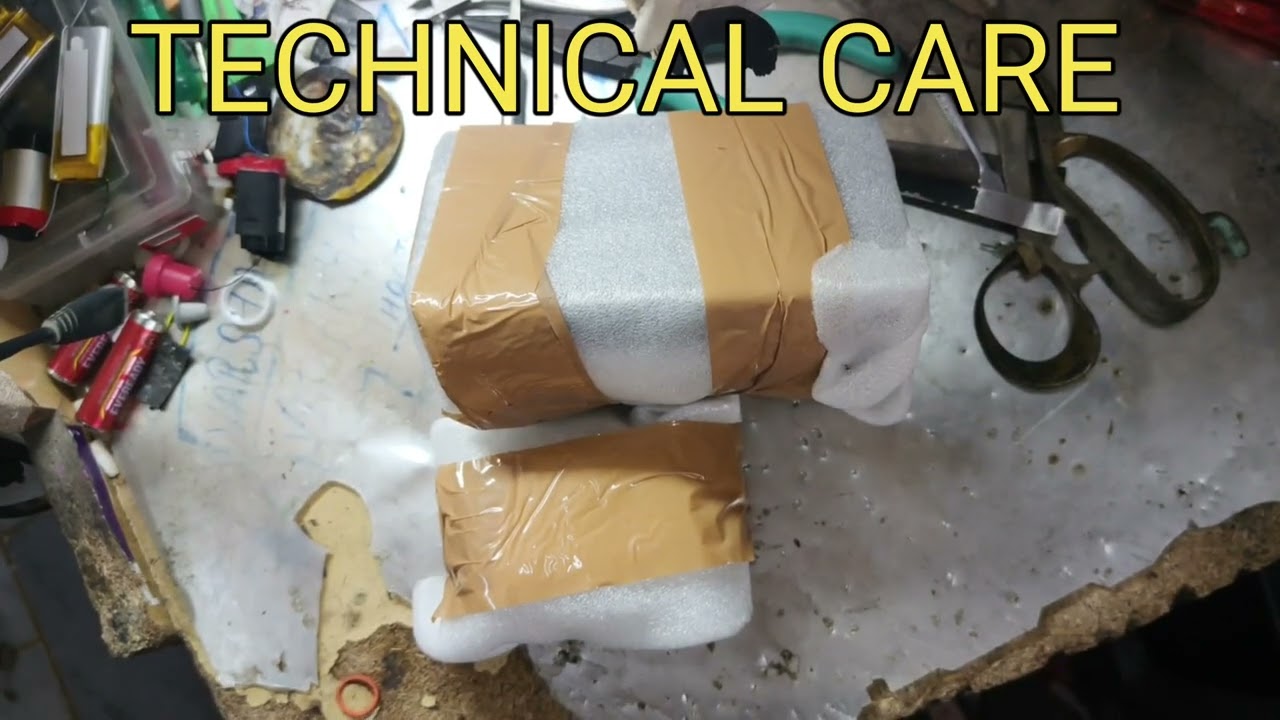 Unboxing customer parcel for repairing service 