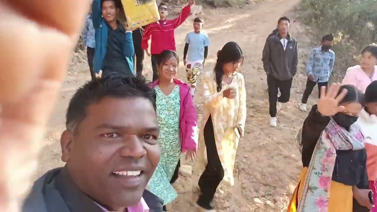 Jyoti Mabi Picnic 2082