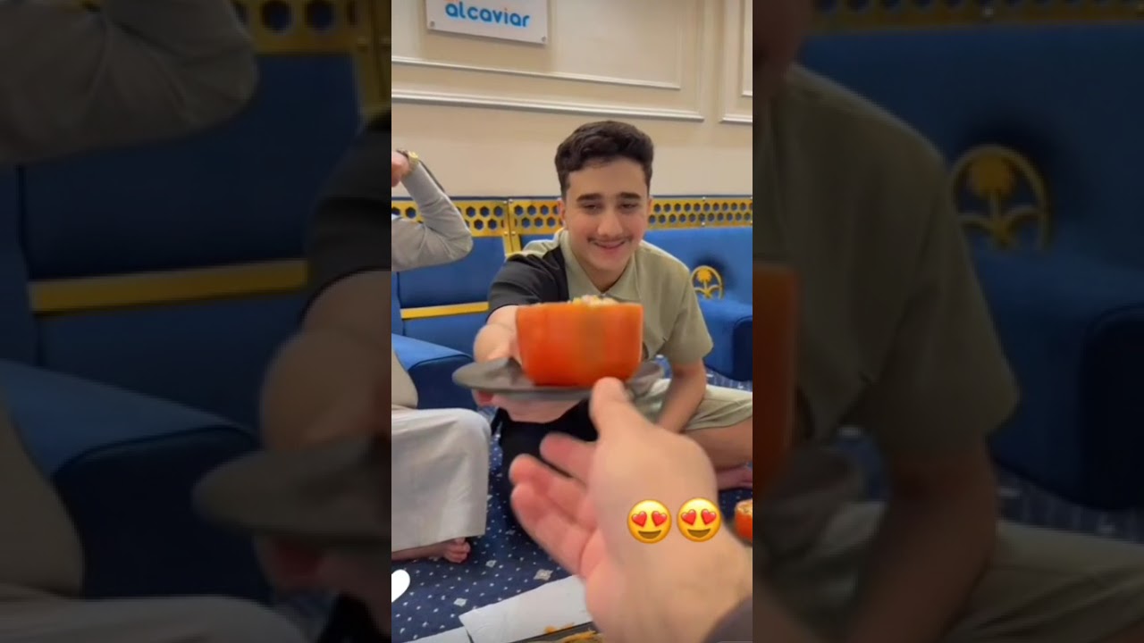 عبد الخالق 🥰  جينا ناكل سمك ببيت الكافيار 