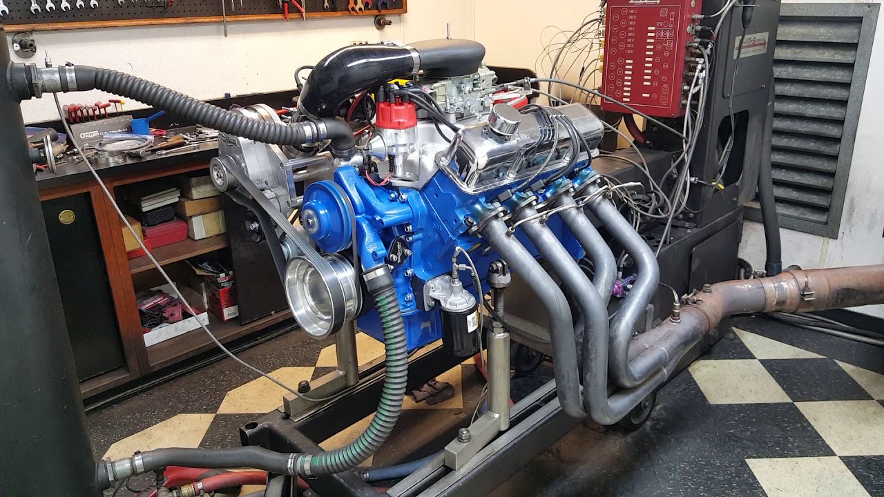 Wayne's engine 390 FE blown Ford on the dyno