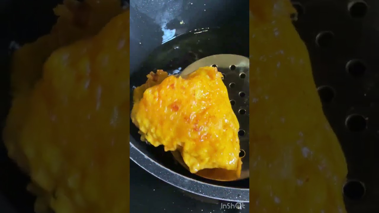 Maharani Pattagobhi…. It’s an authentic rare Bengali vegetarian dish which remains true to its name!