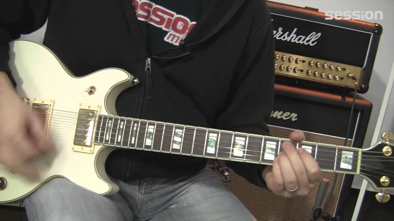 IBANEZ AR220 IV