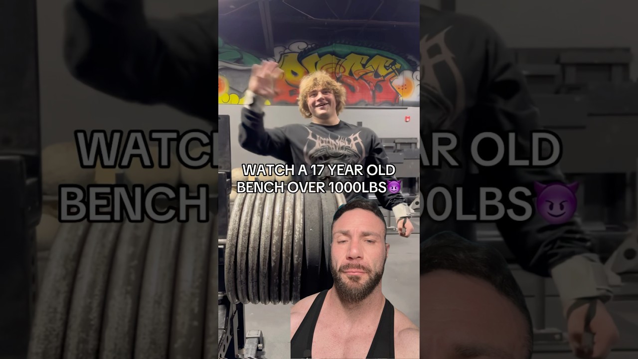 1000lb bench press at 17 year old is INSANE😭