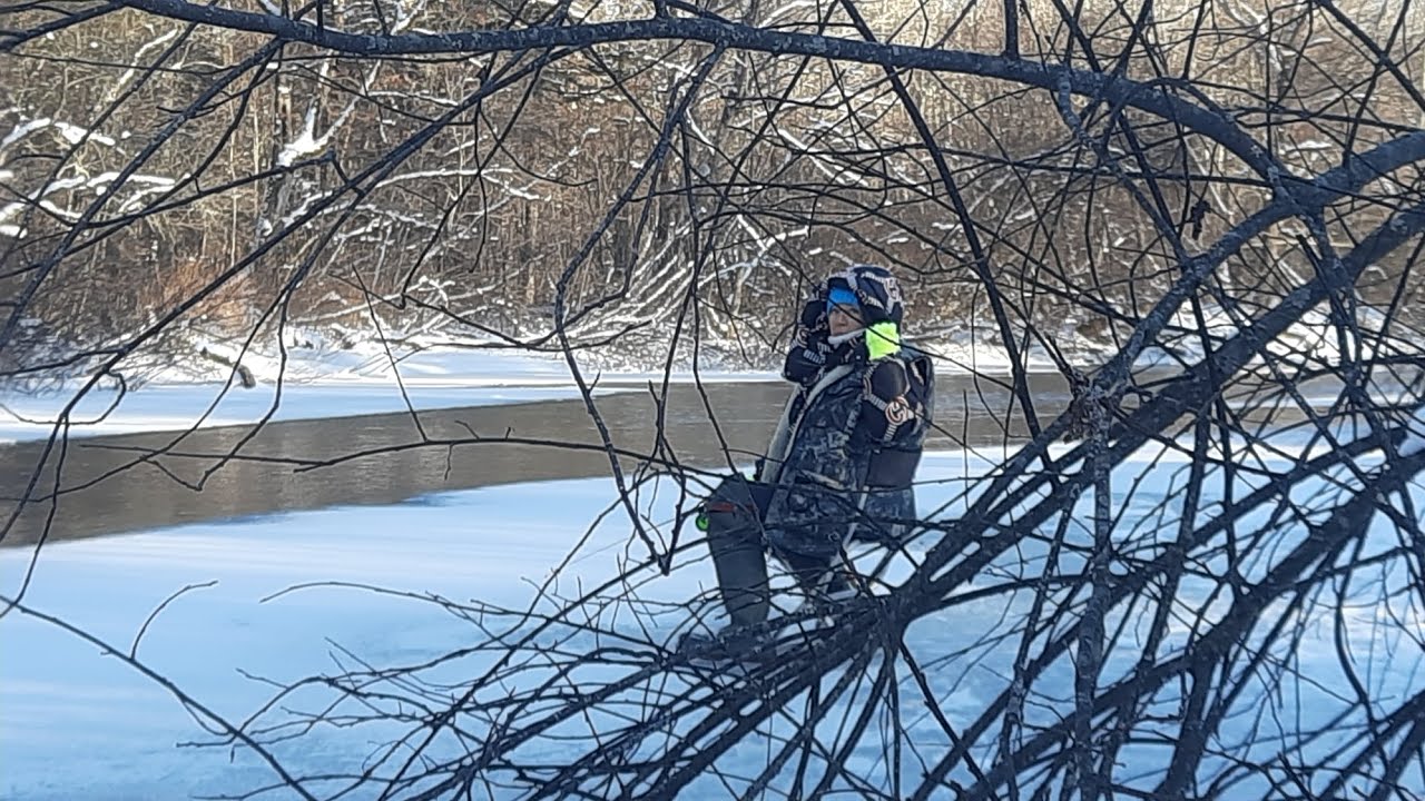 Удачное открытие сезона  по твердой воде. река Малиновка.