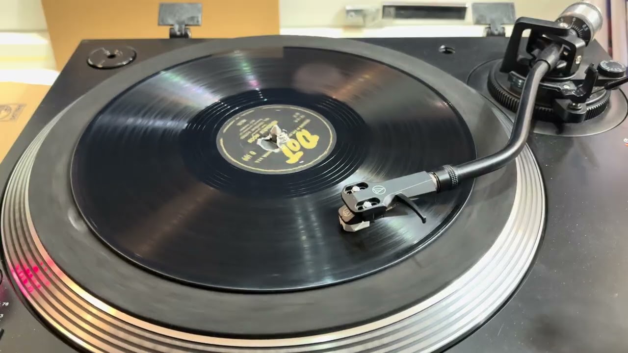The Fontane Sisters - Honolulu Moon (DOT 78rpm)