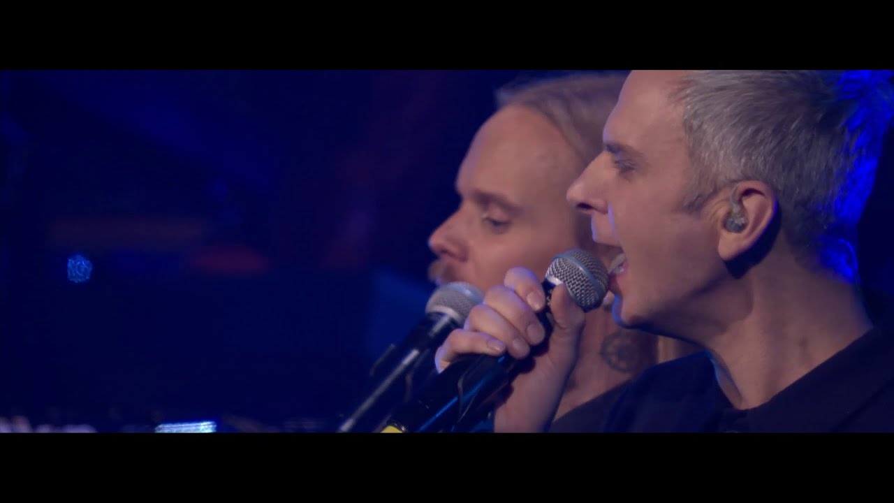 Avicii Tribute Concert - Waiting For Love (Live Vocals by Simon Aldred)